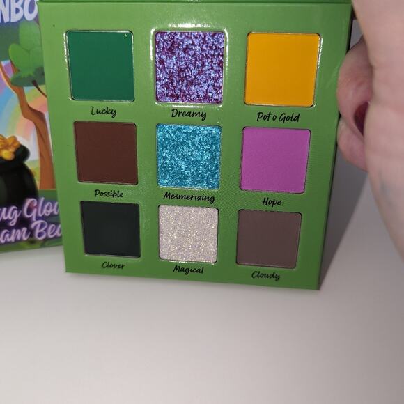 Ladybug Glow x Eyescream Beauty End of the Rainbow palette - Picture 2 of 2